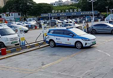 電動(dòng)汽車充電樁有幾種